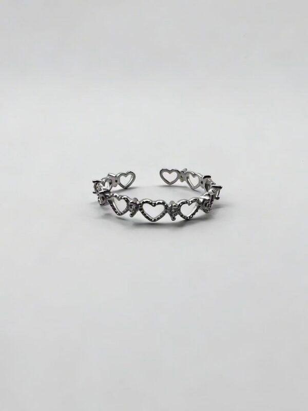 Hollow Heart Loop Ring