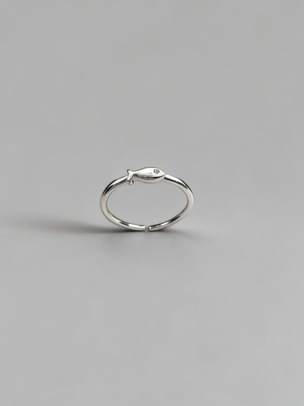 Drift Fish Ring