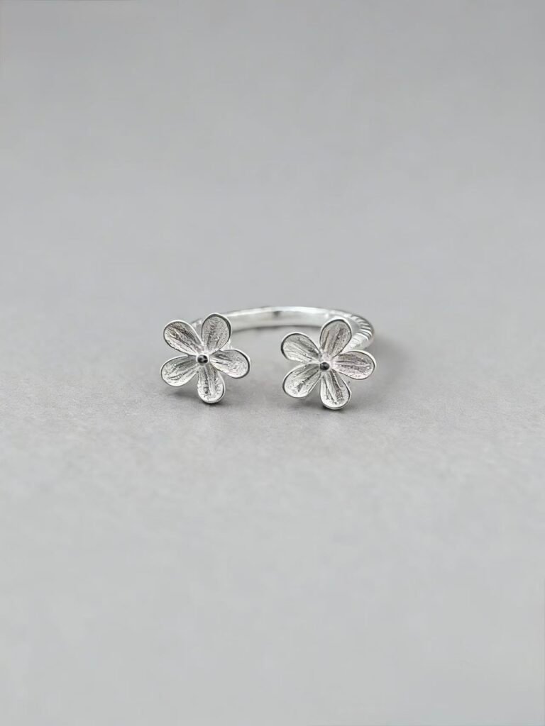 Counterpoint Flower Ring